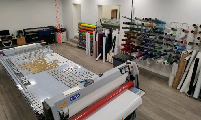 Top Industries with High Signage Demand Signarama3 e1721307572724 696x417 1